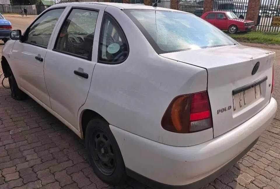 Vw Polo Classic STRIPPING FOR SPARE Call or whatsapp