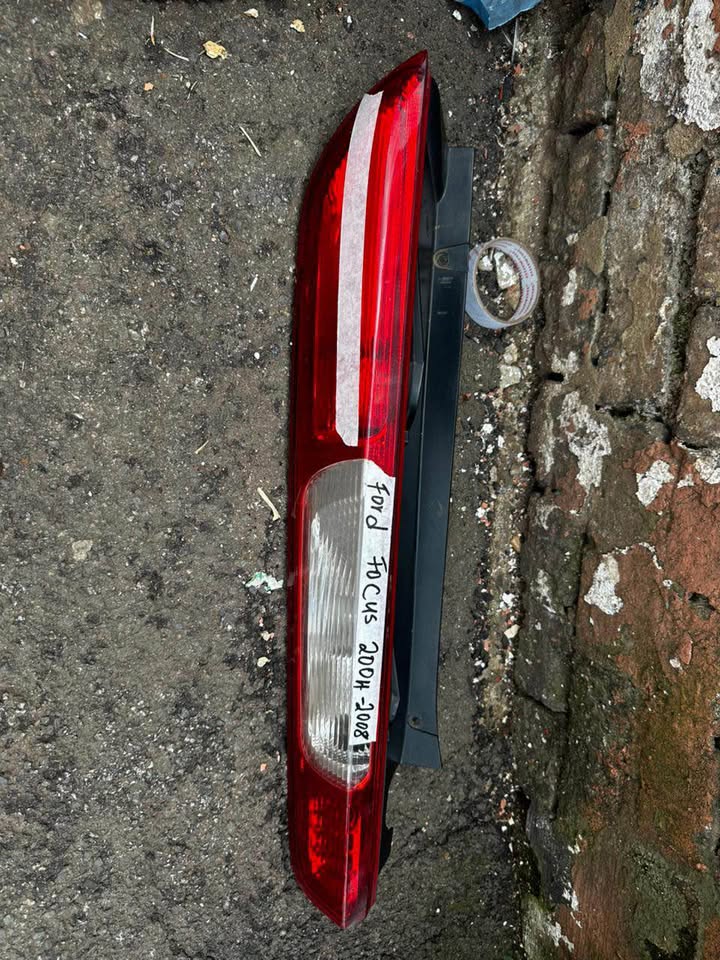 Ford Focus taillight 2004/08 - Private Seller Ford Focus taillight 2004/08 - Private Seller