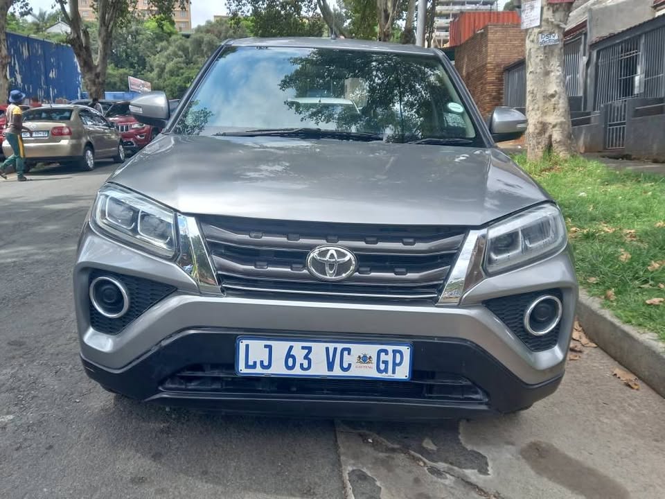 2021 TOYOTA URBAN CRUISER 1.5 PETROL, MANUAL, GREY, 75000KM