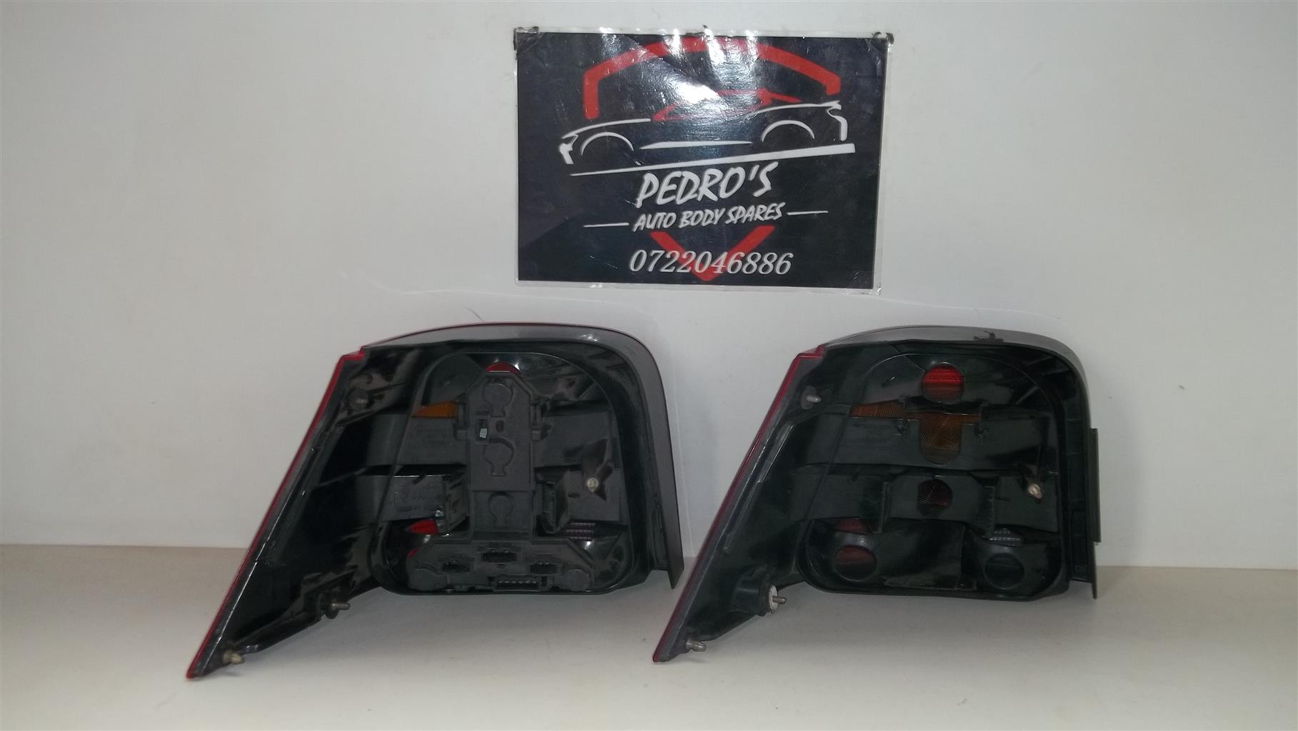 VW Golf 4 (Right) tail lights (SOLD SEPERATELY) - Private Seller