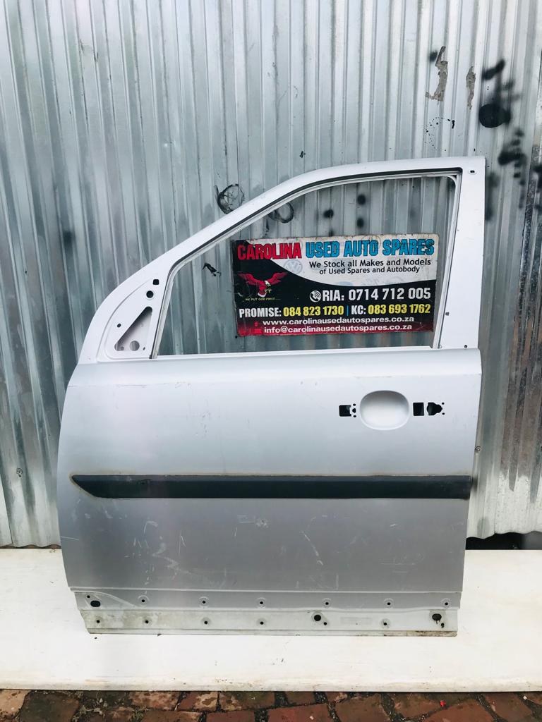 Land Rover Freeland 2 L359 left front door - Private Seller Land Rover Freeland 2 L359 left front door - Private Seller