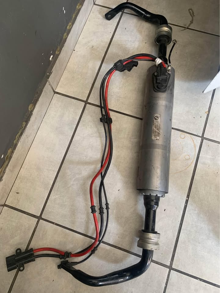BMW GO5 X5 G06 X6 GO7 X7 electric  stabilizer bar - Private Seller