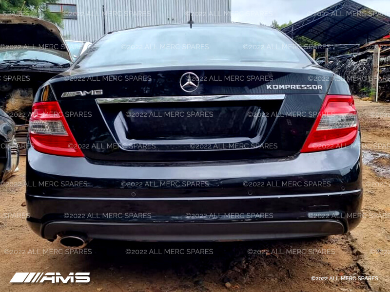 2010 MERCEDES-BENZ C180 AMG W204 NOW STRIPPING FOR SPARES USED