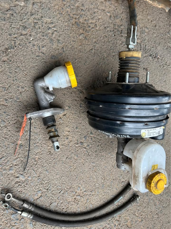 Mahindra Scorpio Brake Booster/Clutch Master & Front Brake Pipes Available @Circle 7 Used Parts - Private Seller