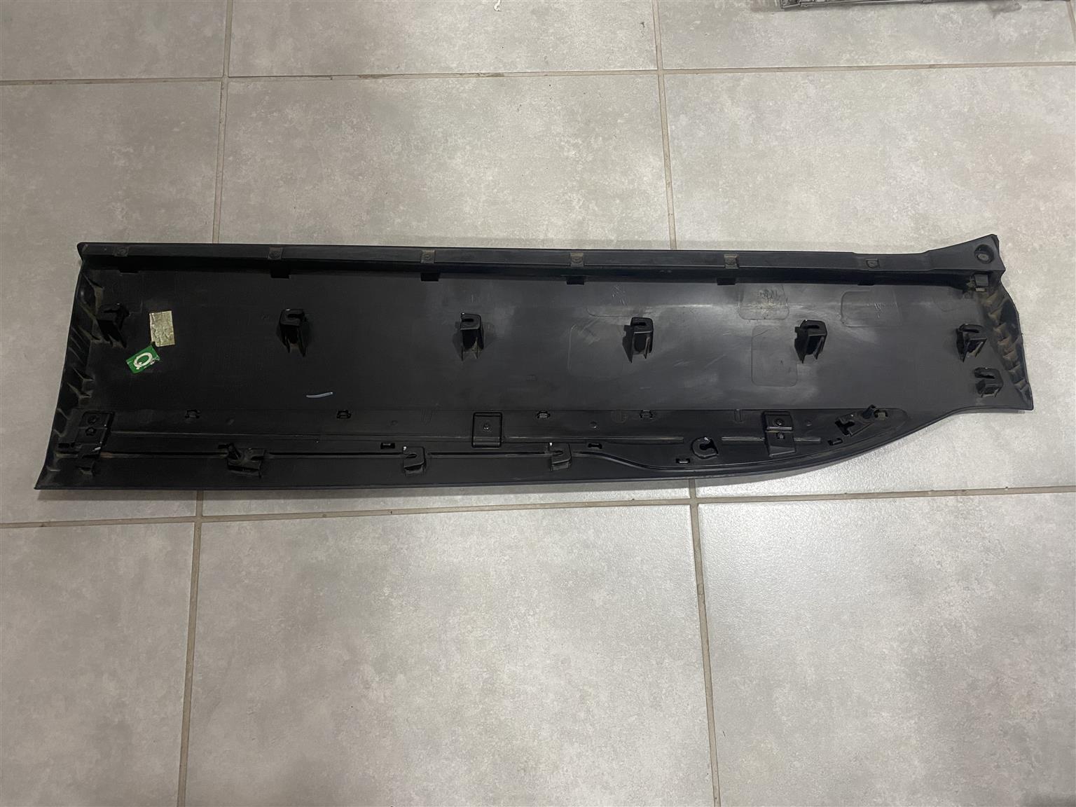2024 CHERY TIGGO 4 PRO RIGHT FRONT DOOR ARCH MOULDING FOR SALE - Private Seller 2024 CHERY TIGGO 4 PRO RIGHT FRONT DOOR ARCH MOULDING FOR SALE - Private Seller