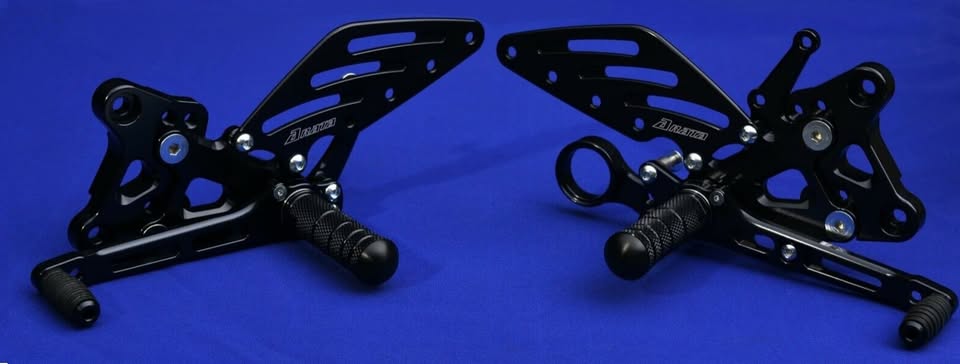 ARATA REAR SETS