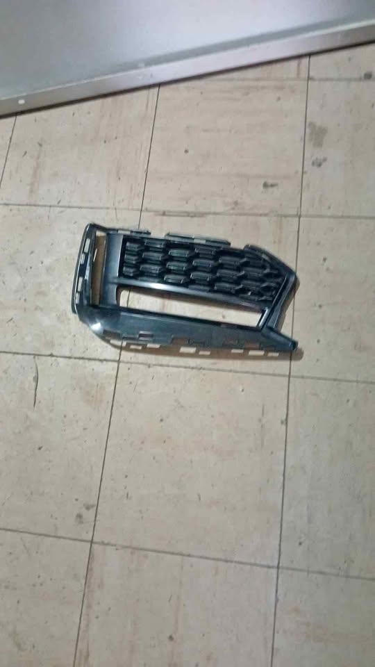 Bmw G30 foglight cover - Private Seller