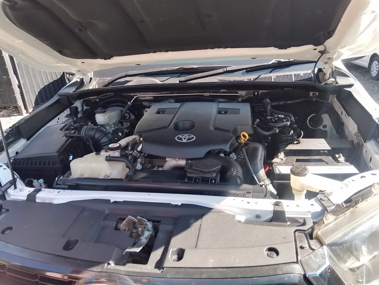 Used 2020 Toyota Hilux 2.4GD-6 double cab 4x4 SR - Private Seller Used 2020 Toyota Hilux 2.4GD-6 double cab 4x4 SR - Private Seller