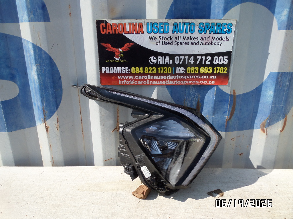 Kia Sportage left full LED headlight (2023) - Private Seller