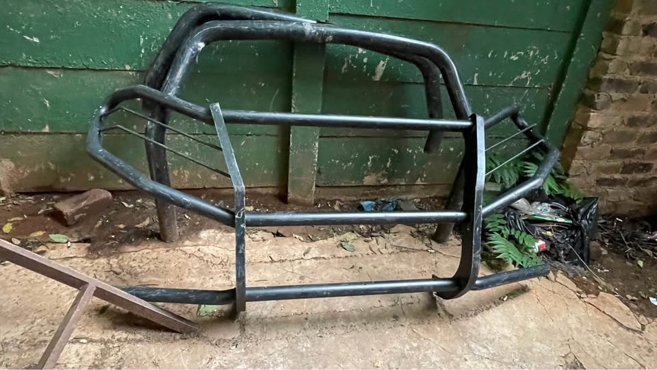 Toyota Hilux GD6 Bull Bar - Private Seller Toyota Hilux GD6 Bull Bar - Private Seller