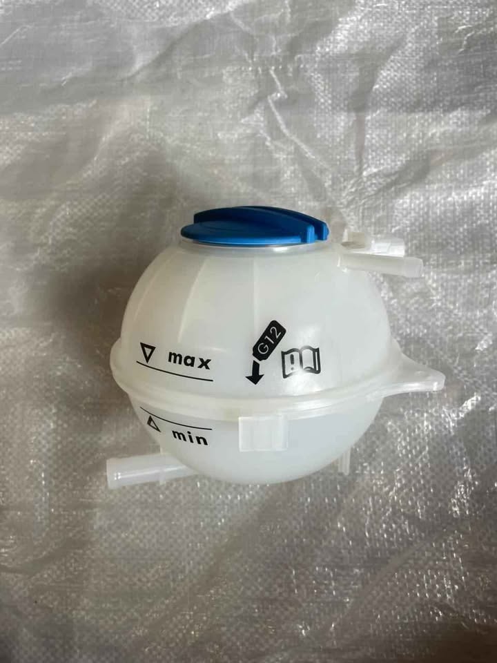 VW Polo Radiator Water Bootle Brand new