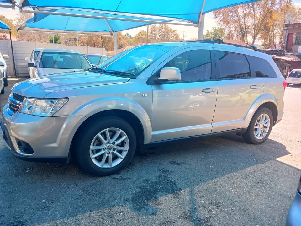 2013 DODGE JOURNEY 3.6 SRT Transmission: Automatic  Mileage:  Fueltype: Petrol  Silver