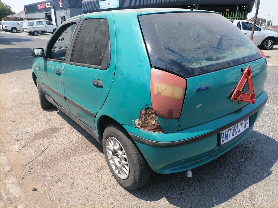 Fiat palio stripping for spares - Private Seller Fiat palio stripping for spares - Private Seller