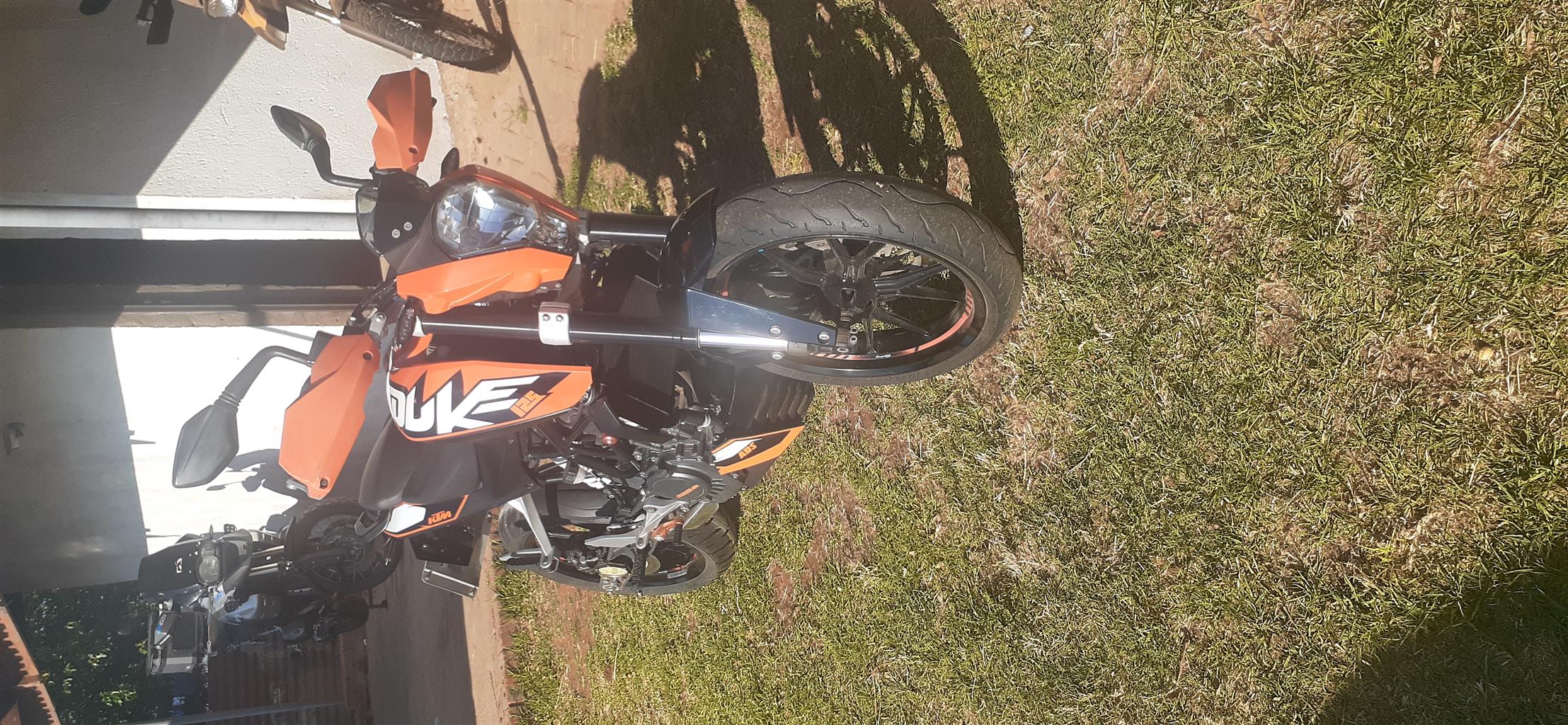 KTM DUKE 125 - Private Seller