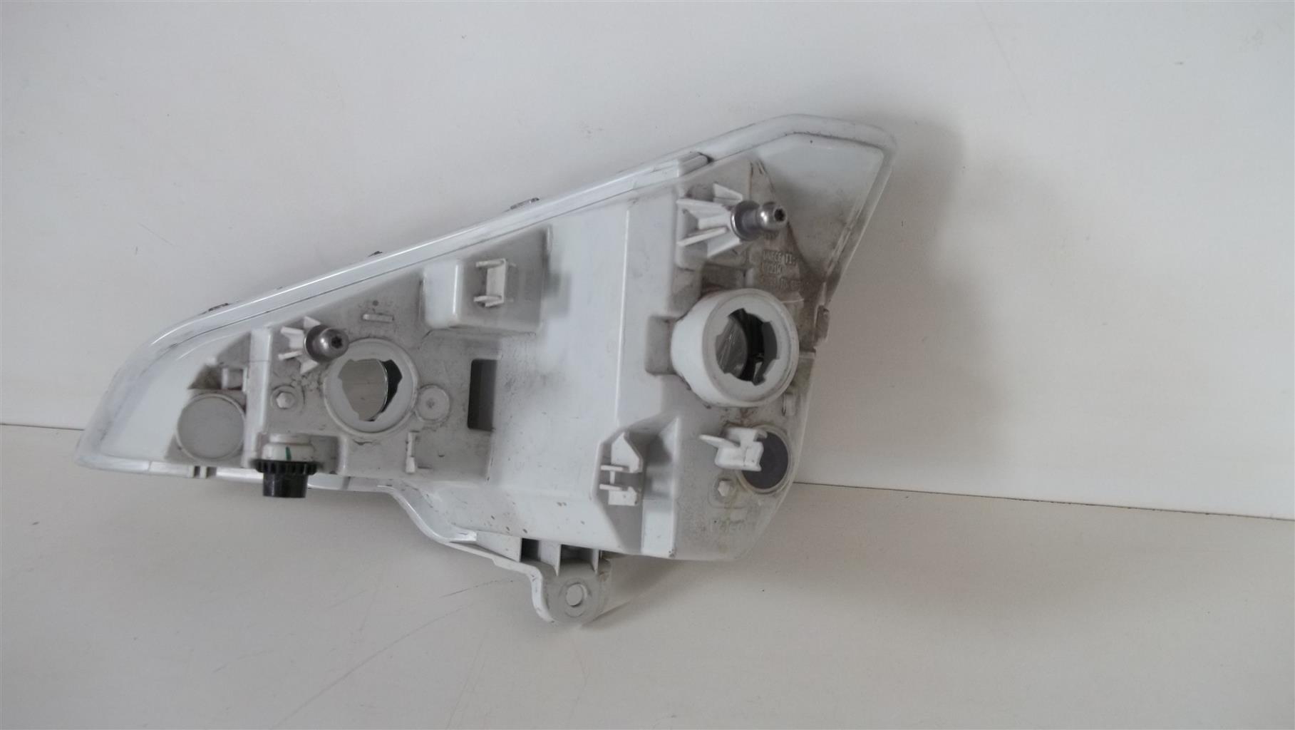 Ford EcoSport Right fog light - Private Seller Ford EcoSport Right fog light - Private Seller