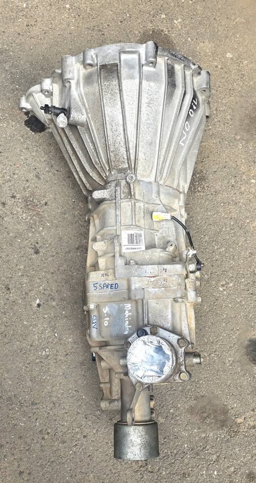 Mahindra Scorpio S10 5 Speed Gearbox - Private Seller Mahindra Scorpio S10 5 Speed Gearbox - Private Seller