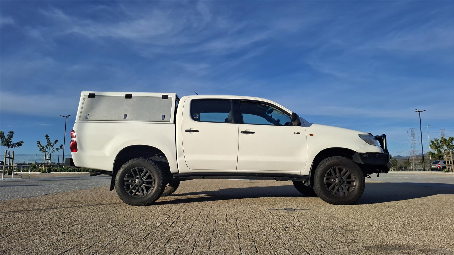 Used 2014 Toyota Hilux 2.5D-4D double cab 4x4 SRX - Private Seller Used 2014 Toyota Hilux 2.5D-4D double cab 4x4 SRX - Private Seller