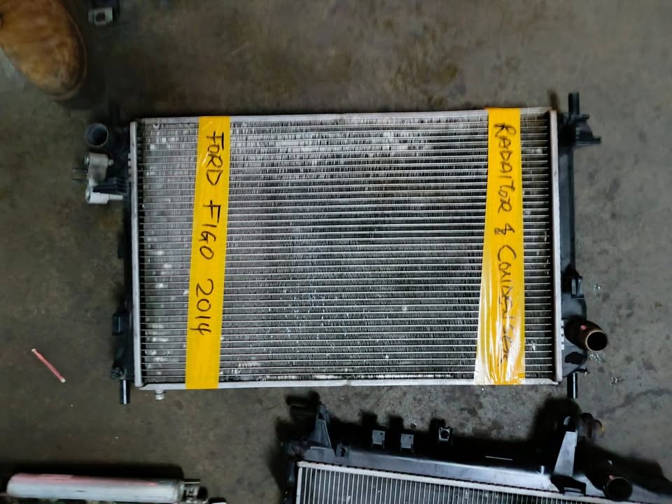 Ford Figo 2014 Radiator & condenser - Private Seller