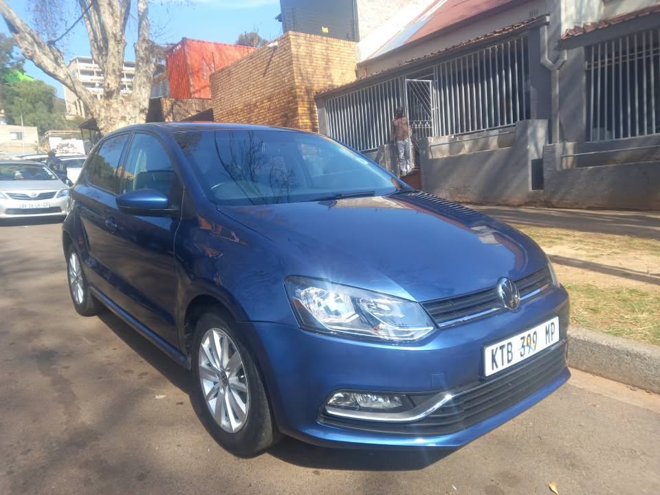 2017 VW Polo Tsi 1.2 Petrol, Manual, Blue, 52000kms