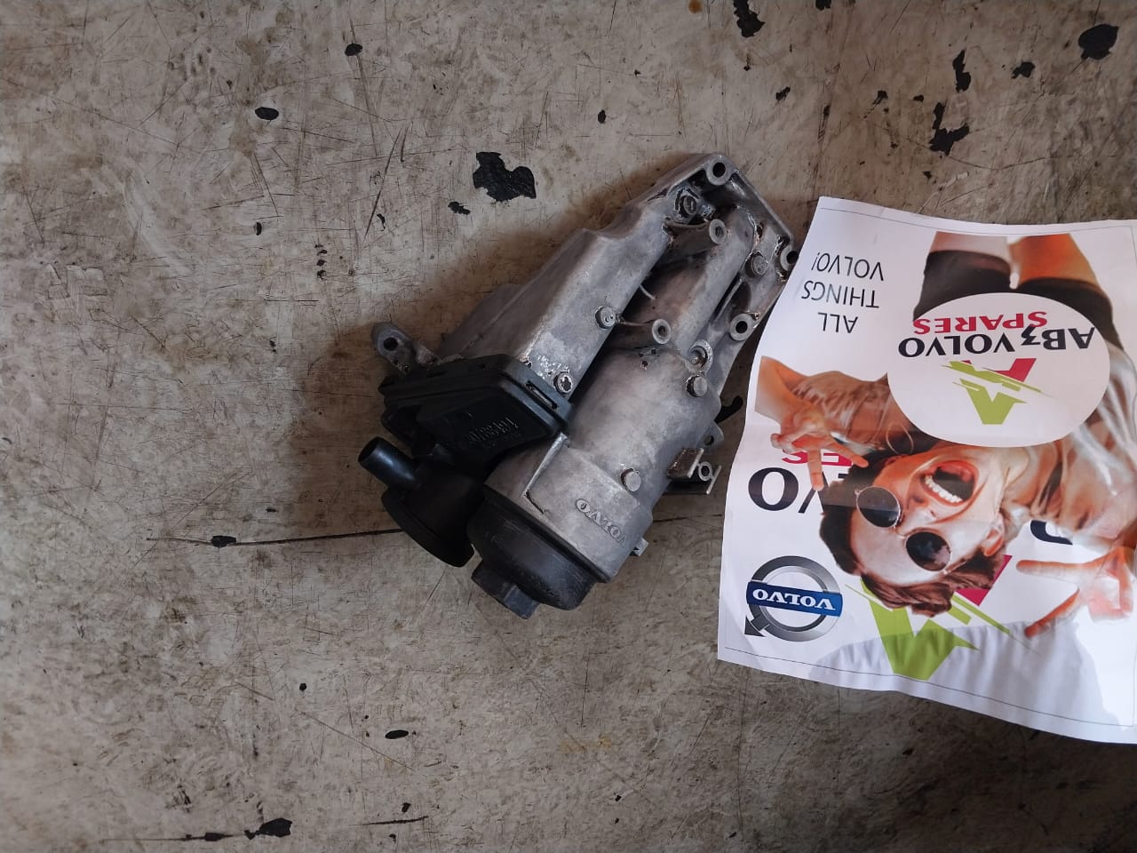 Volvo S40 T5 2006 oil filter housing - Private Seller Volvo S40 T5 2006 oil filter housing - Private Seller