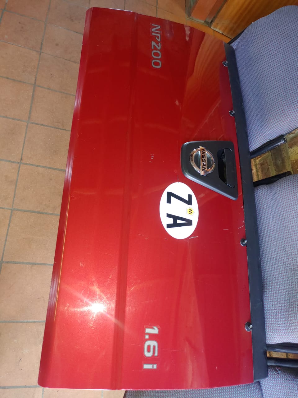 NISSAN NP200 1.61i TAILGATE RED FOR SALE - Private Seller NISSAN NP200 1.61i TAILGATE RED FOR SALE - Private Seller