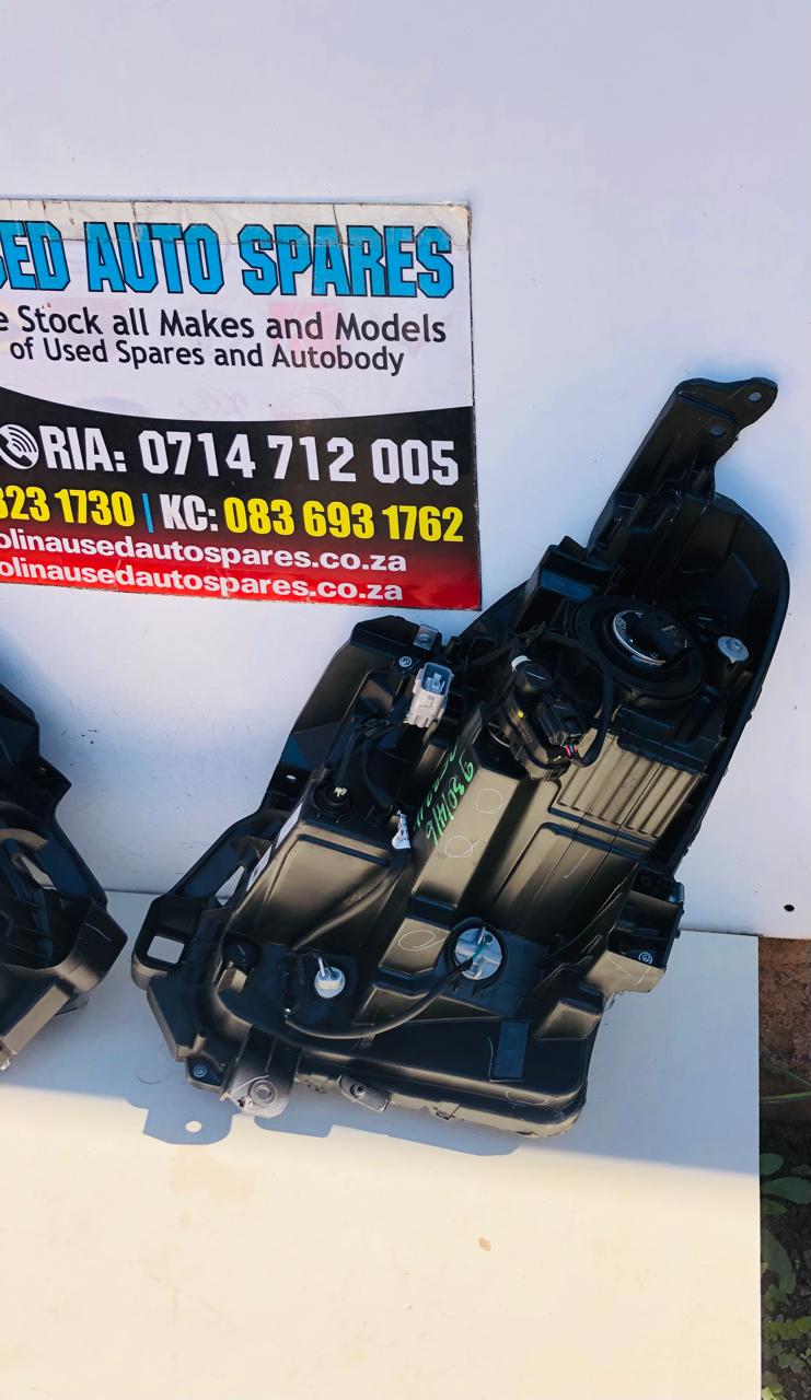 Suzuki Swift hydrid left and right side headlight (2025) - Private Seller Suzuki Swift hydrid left and right side headlight (2025) - Private Seller