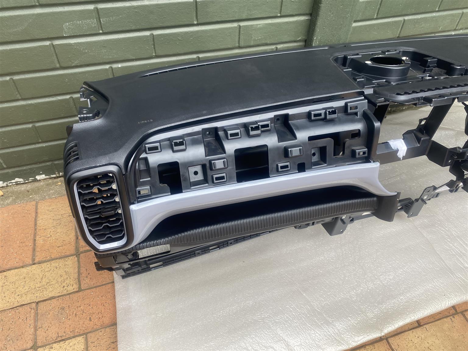 2025 FORD RANGER WILDTRAK T9 DOUBLE CAB DASHBOARD FOR SALE.IN PRISTINE CONDITION - Private Seller 2025 FORD RANGER WILDTRAK T9 DOUBLE CAB DASHBOARD FOR SALE.IN PRISTINE CONDITION - Private Seller