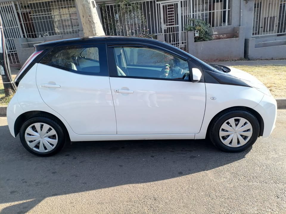 2018 TOYOTA AYGO 1.0 MANUAL TRANSMISSION IN EXCELLENT CONDITION