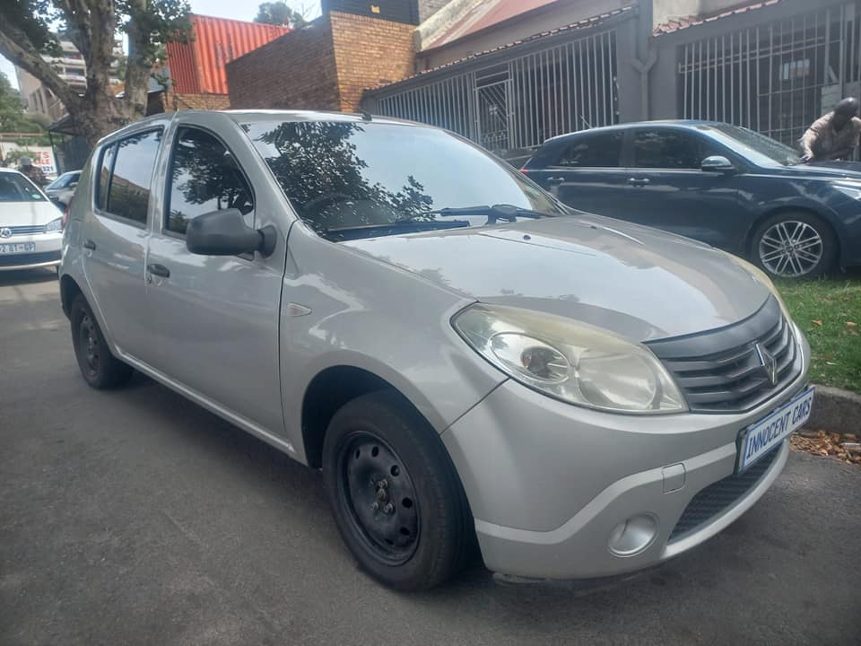 2014 RENAULT SANDERO 1.4 PETROL, MANUAL, SILVER COLOR, MILEAGE 173000KMS