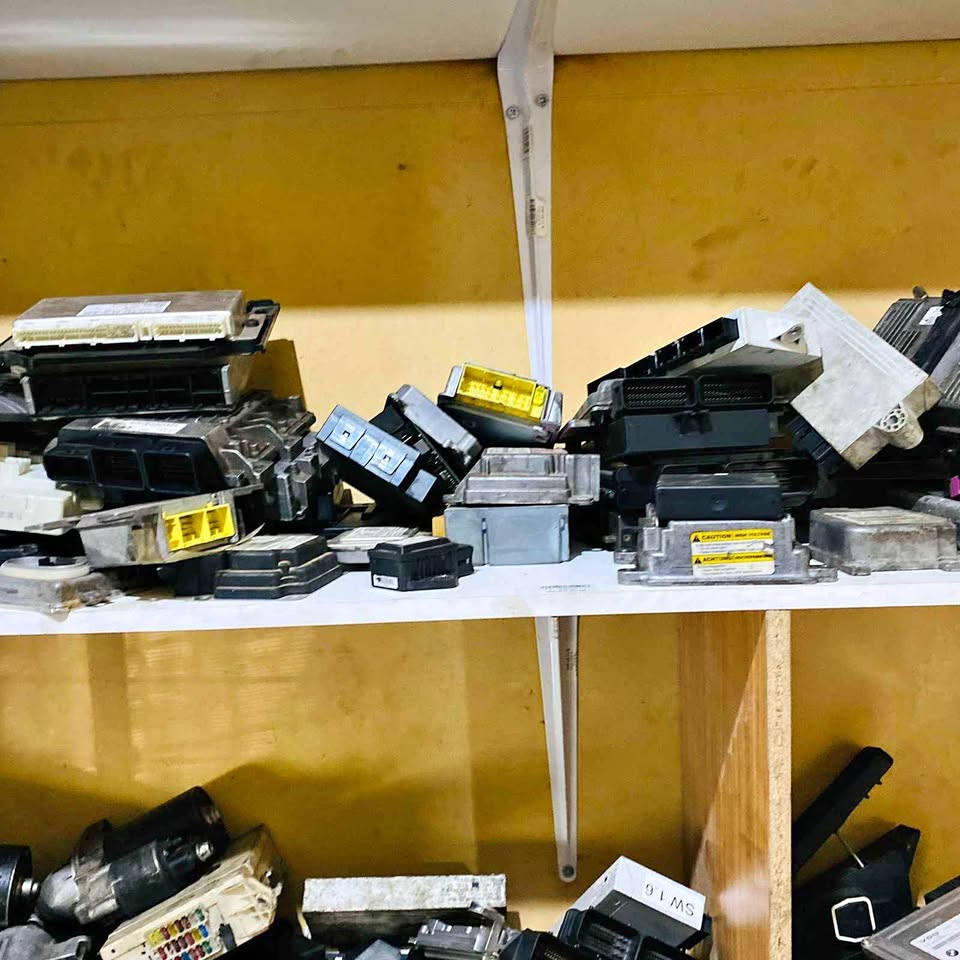 Car computer boxes, modules and lock sets.