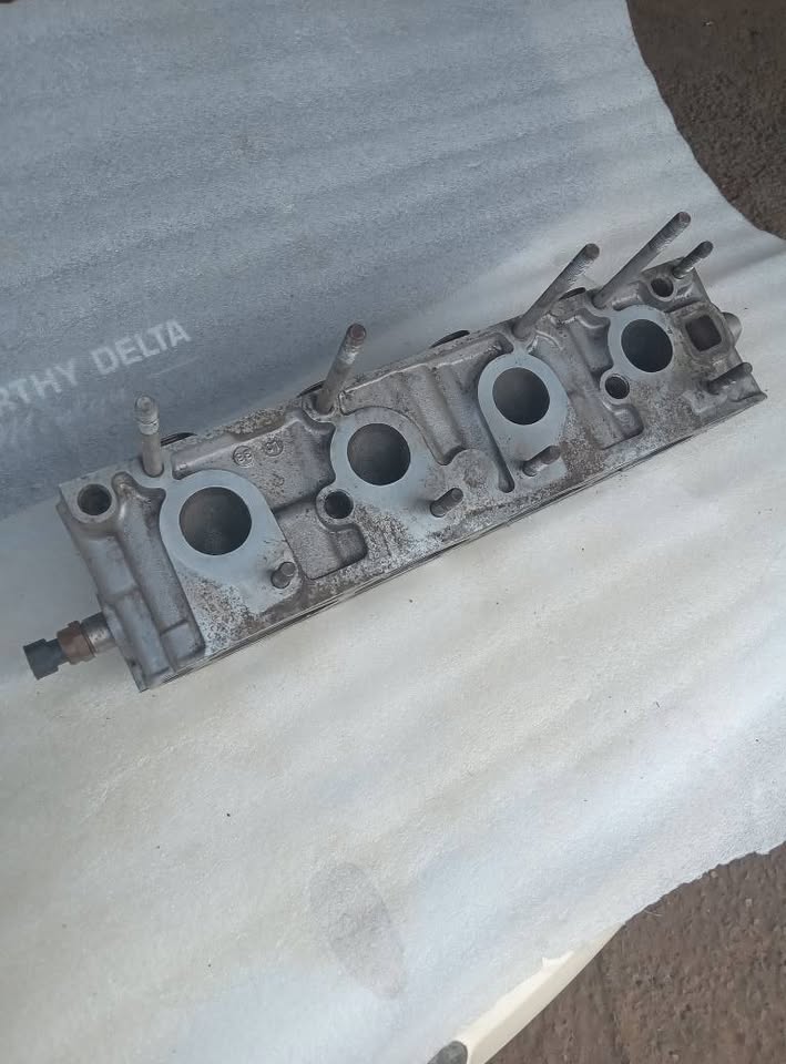 Opel corsa 1.4 cylinder head corsa b - Private Seller Opel corsa 1.4 cylinder head corsa b - Private Seller