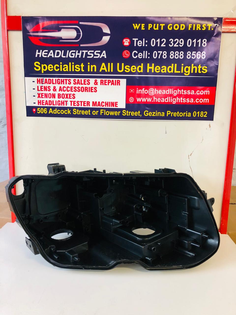 VW Tiguan R-line right side LED headlight replacement housing - Private Seller VW Tiguan R-line right side LED headlight replacement housing - Private Seller