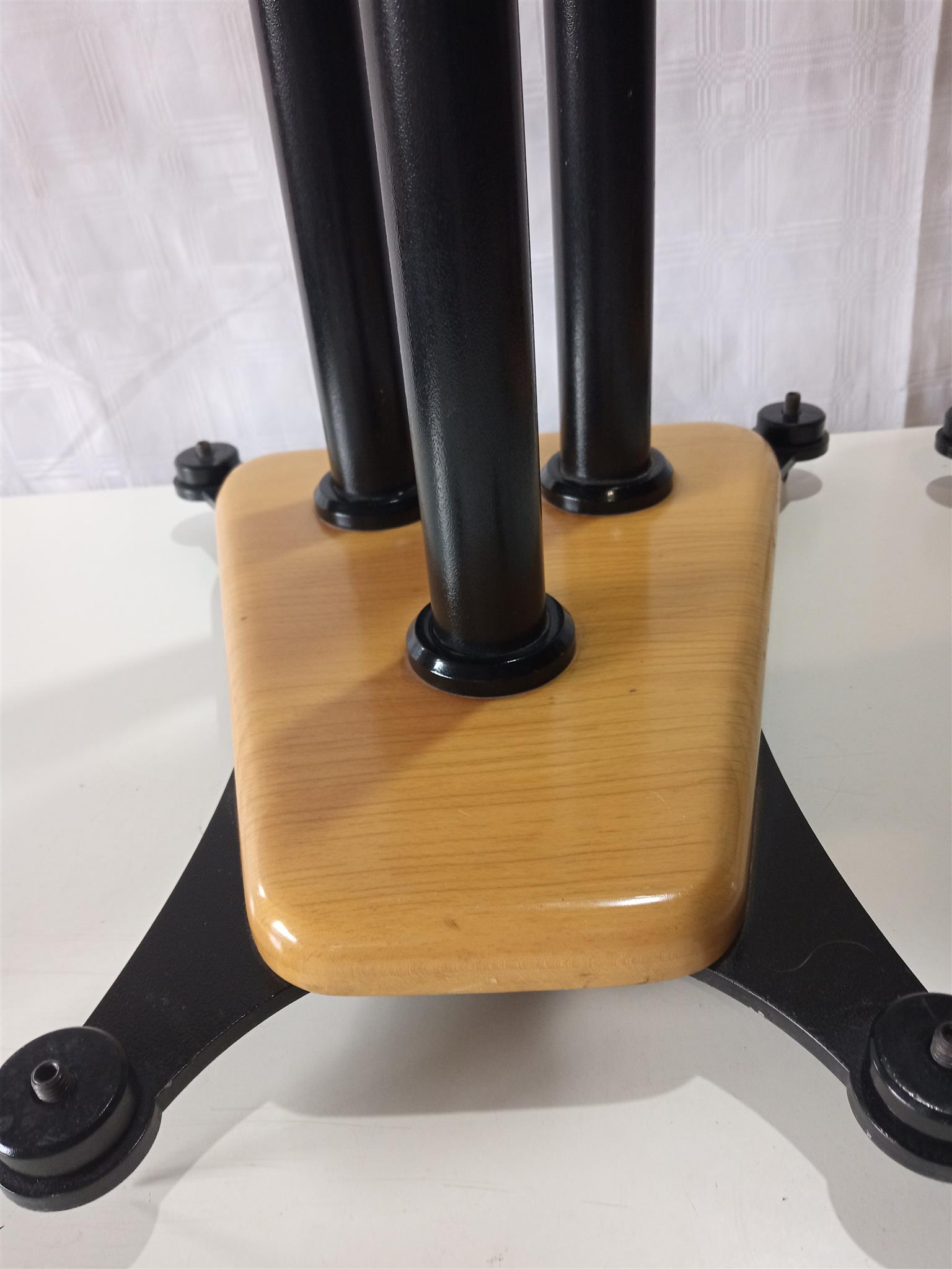 Audiophile Sonus Faber Stands