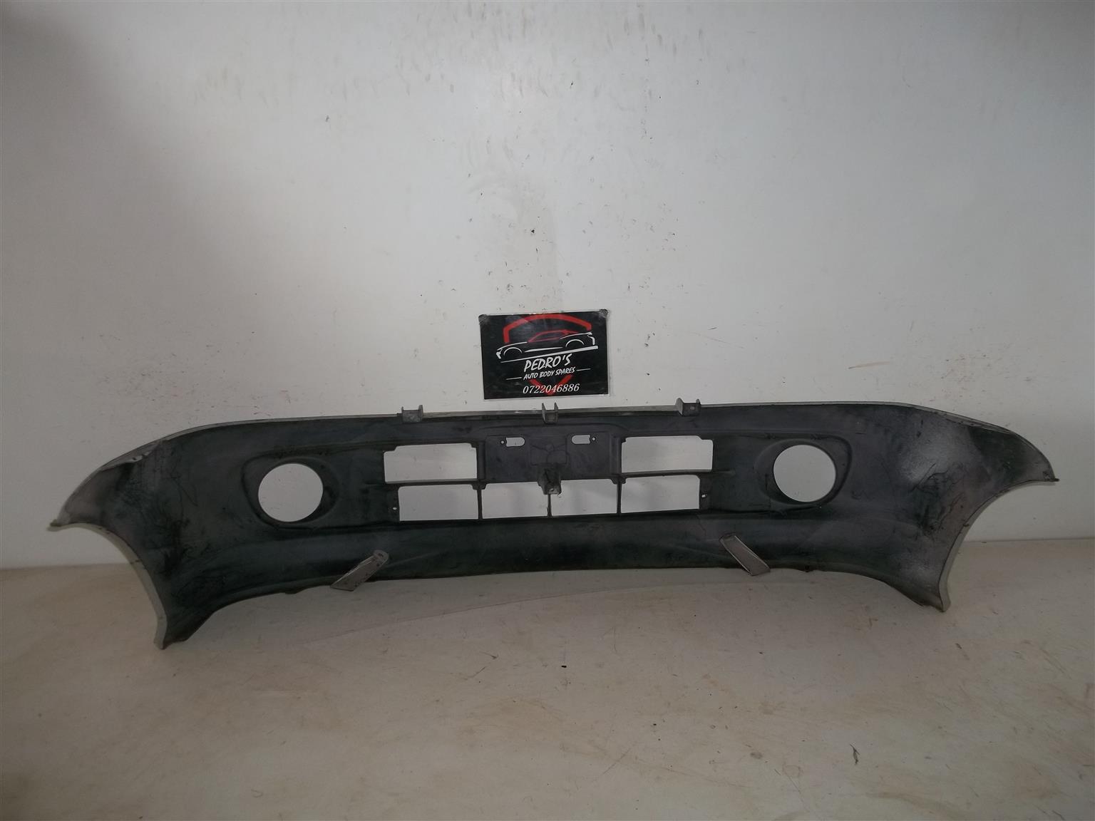 Daihatsu YRV '00-'05 front bumper - Private Seller Daihatsu YRV '00-'05 front bumper - Private Seller