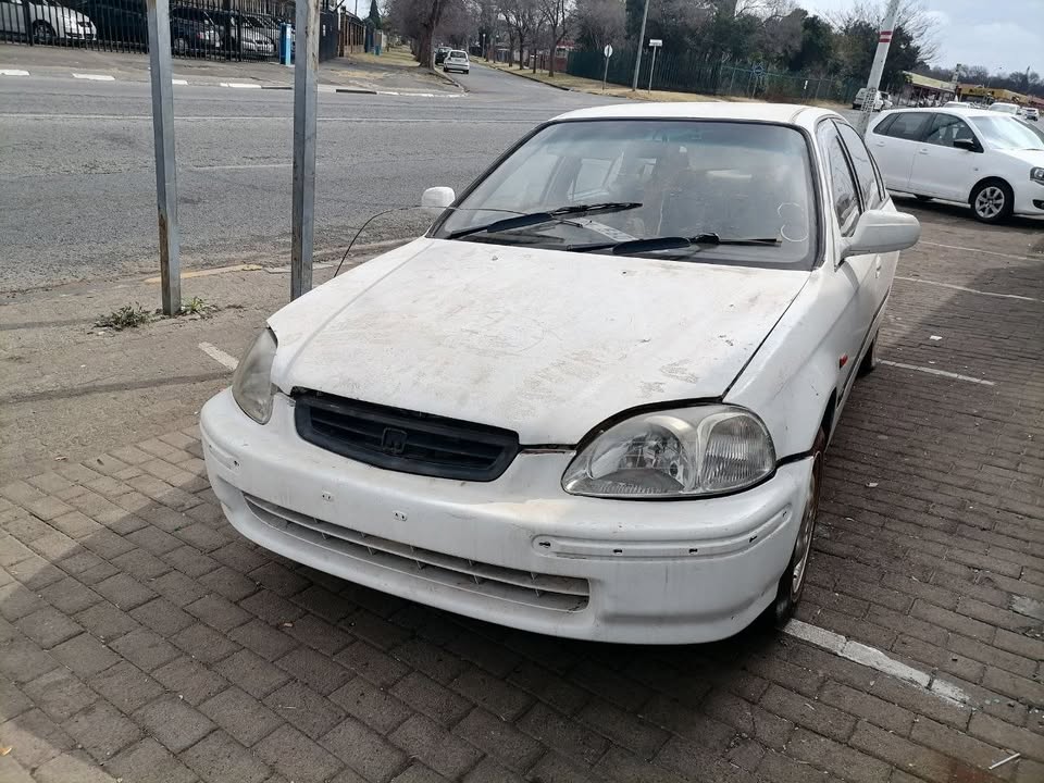 HONDA BALLADE STRIPPING FOR SPARES - Private Seller HONDA BALLADE STRIPPING FOR SPARES - Private Seller