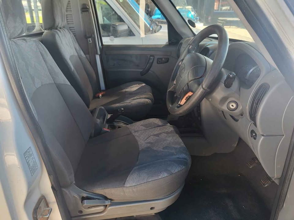 Mahindra Scorpio mhawk 2.2 stripping for parts @ circle used parts - Private Seller