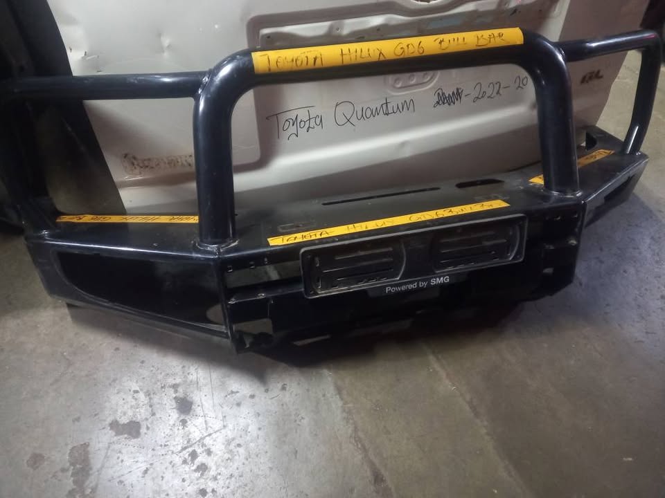 TOYOTA HILUX GD-6 BULL BAR - Private Seller TOYOTA HILUX GD-6 BULL BAR - Private Seller