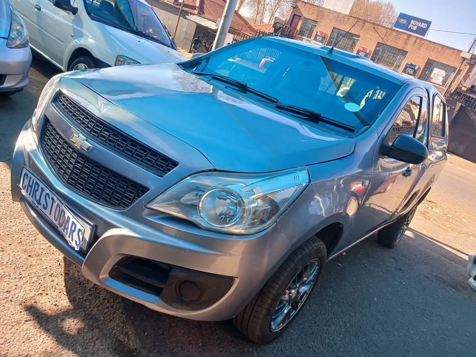 2013 model Chevrolet utility Canopy manual transmission petrol 1.4 engine capacity mileage