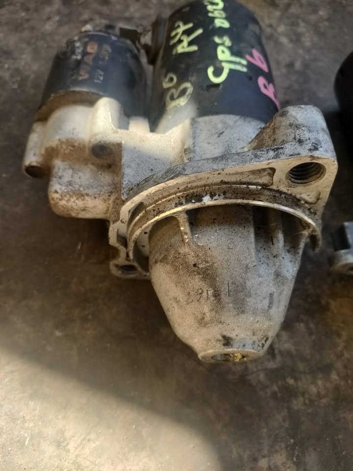 Audi A4 B6 2.0 ALT used starters for sale - Private Seller