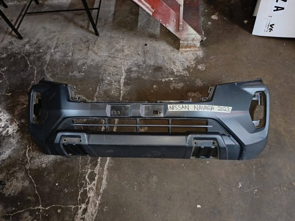 Nissan Navara 2023 front bumper - Private Seller Nissan Navara 2023 front bumper - Private Seller