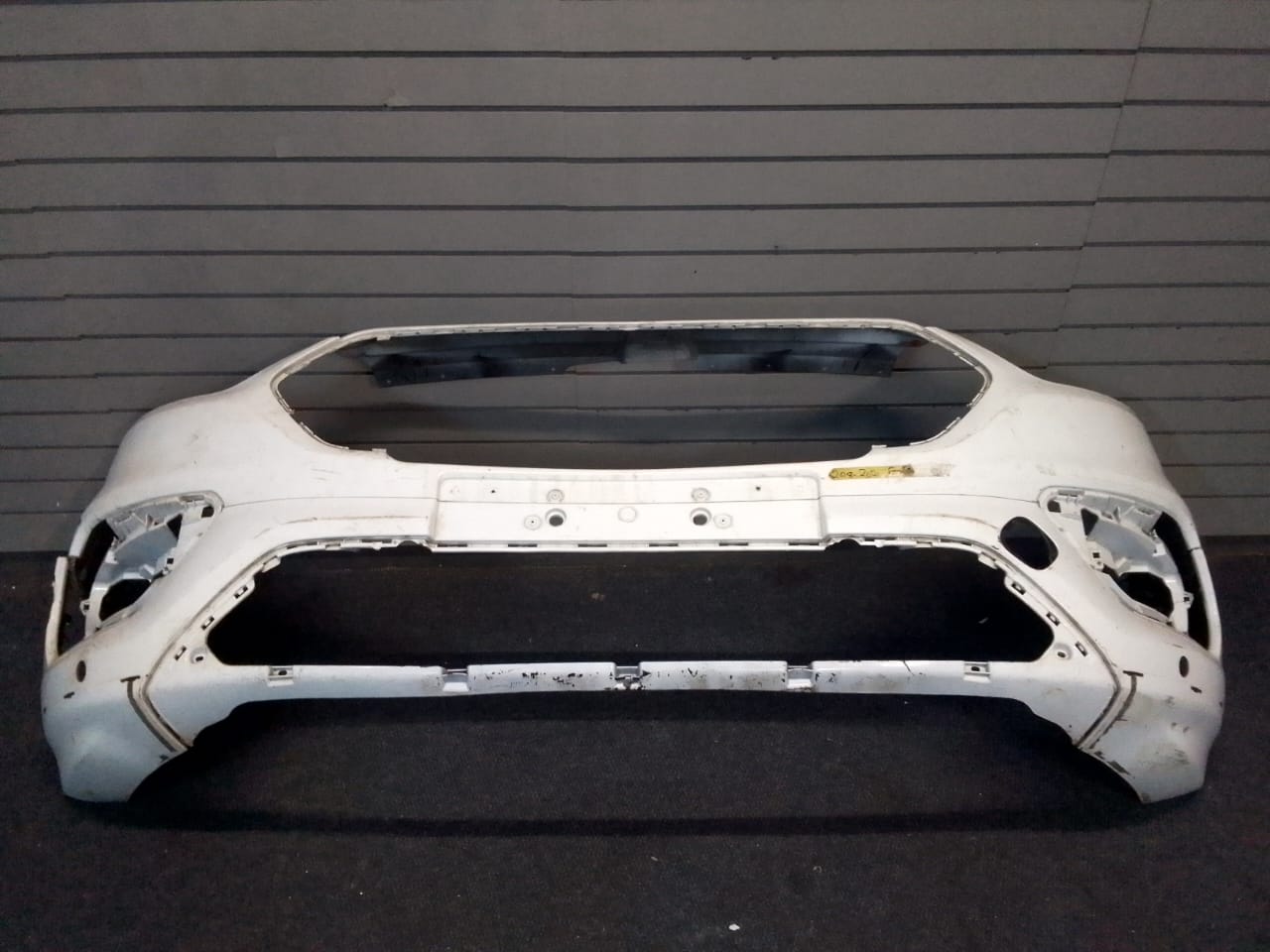 2017-2020 TOYOTA QUANTUM FRONT BUMPER - Private Seller 2017-2020 TOYOTA QUANTUM FRONT BUMPER - Private Seller