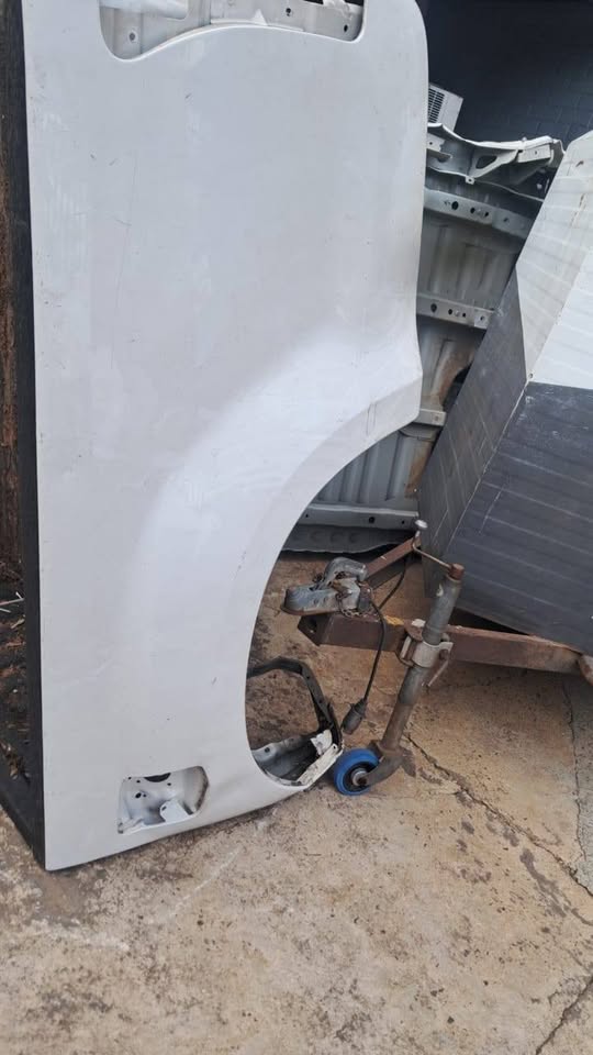 Isuzu gen7 Nogwaja loading bin double - Private Seller