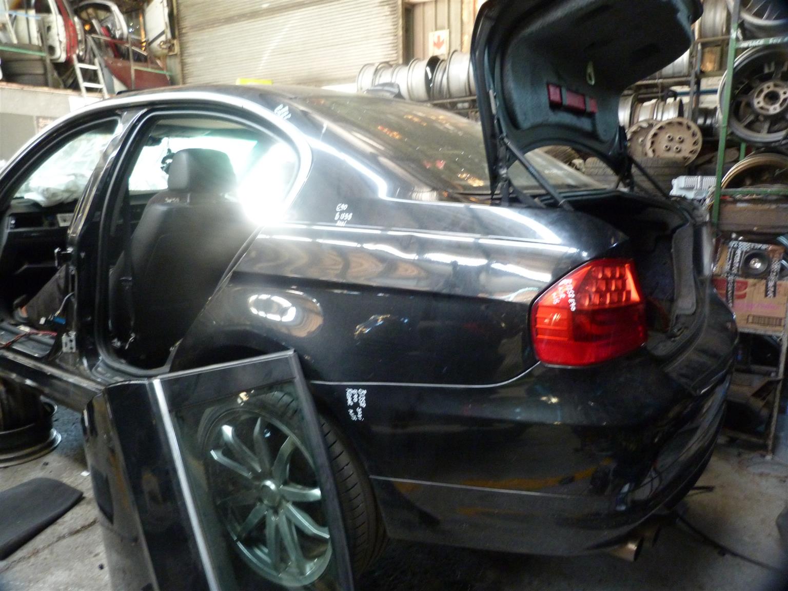 BMW 323i E90 Manual Black - 2011 STRIPPING FOR SPARES - Private Seller BMW 323i E90 Manual Black - 2011 STRIPPING FOR SPARES - Private Seller
