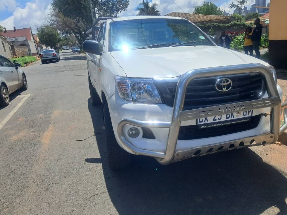 Toyota Hilux single Cab 2.5 D4D 2011 for sale