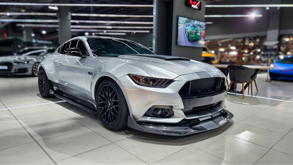 Ford Mustang Wide body kits - Private Seller