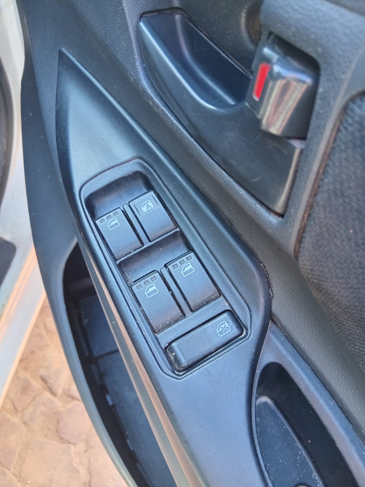 TOYOTA AVANZA WINDOW SWITCHES - Private Seller TOYOTA AVANZA WINDOW SWITCHES - Private Seller