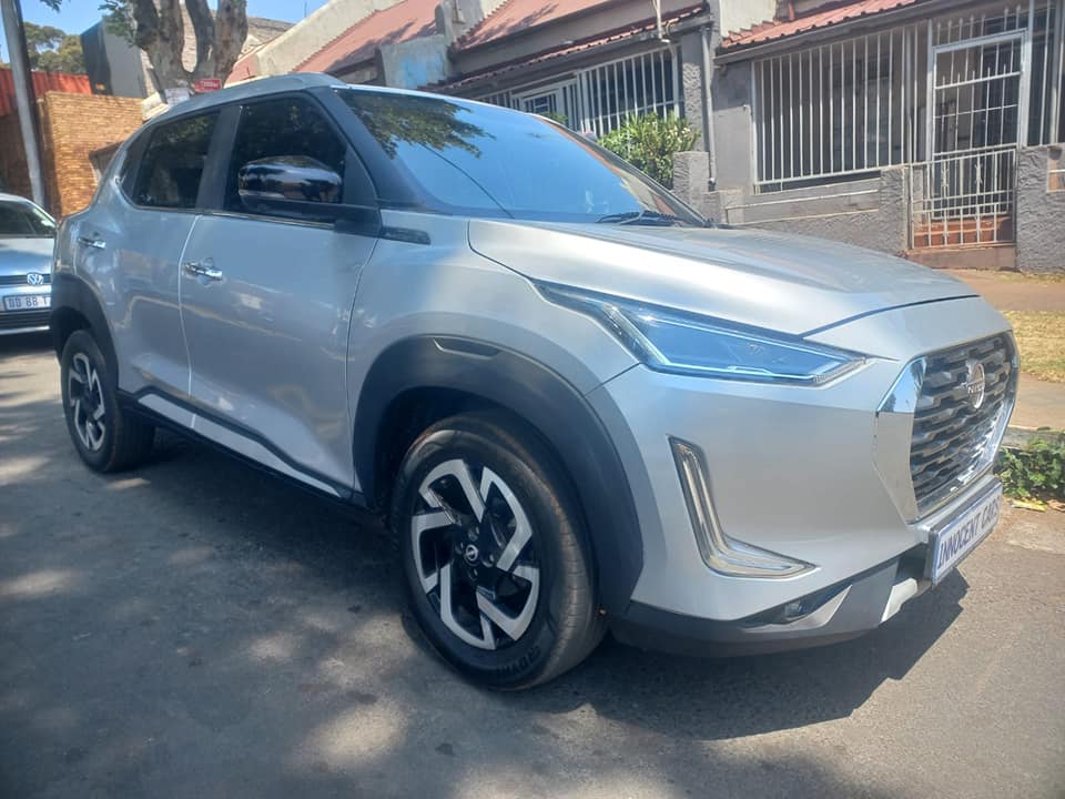 2022 NISSAN MAGNITE SUV 1.0 TURBO CVT PETROL, AUTOMATIC, SILVER COLOR