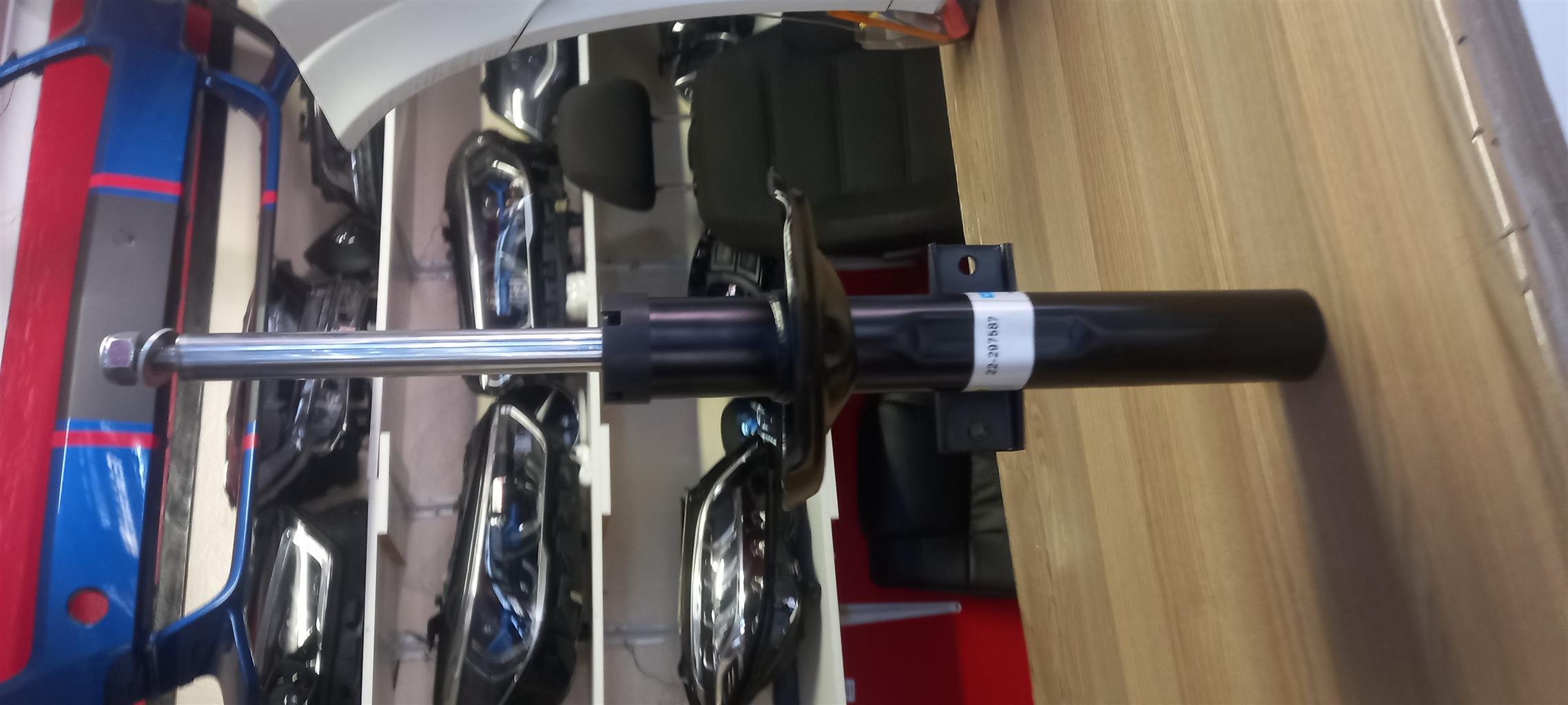 2021 VW T-CROSS SHOCK LEFT SIDE - Private Seller 2021 VW T-CROSS SHOCK LEFT SIDE - Private Seller