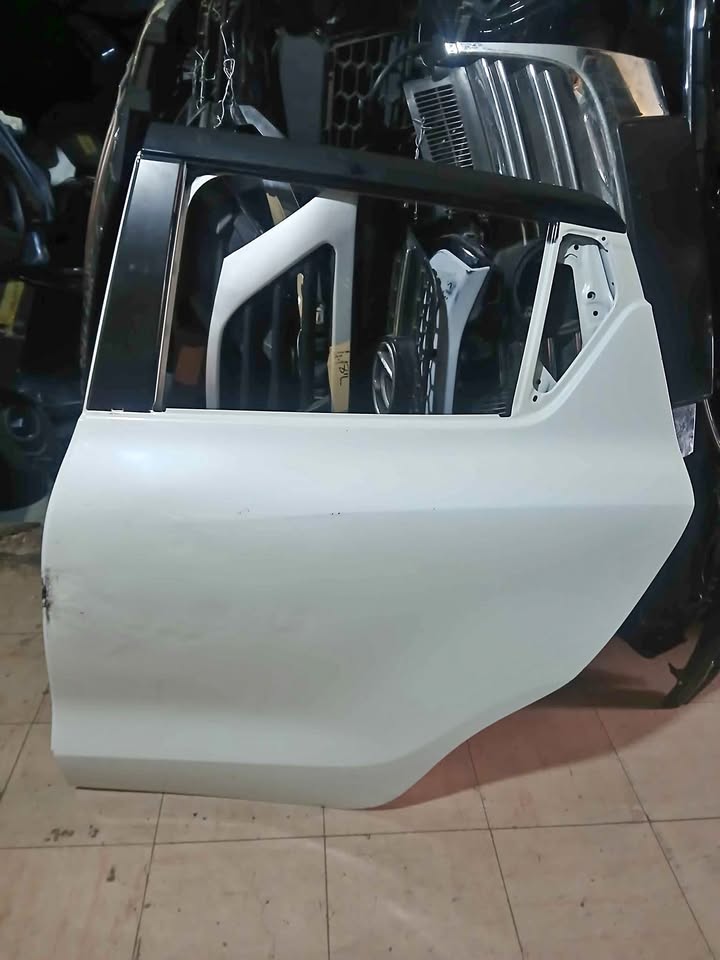 Suzuki swift fender - Private Seller Suzuki swift fender - Private Seller