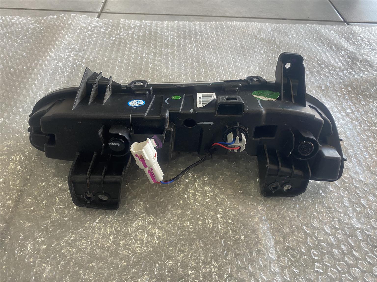 2026 HAVAL H6 LED SPOTLIGHT RIGHT SIDE FOR SALE. - Private Seller 2026 HAVAL H6 LED SPOTLIGHT RIGHT SIDE FOR SALE. - Private Seller